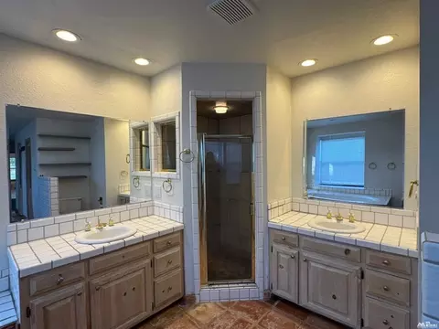 Bath - 321 Diamondhead, Clovis, NM 88101 photo 3 of 4
