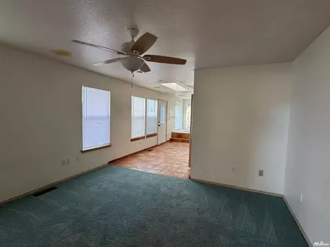 Living - 321 Diamondhead, Clovis, NM 88101 photo 3 of 5