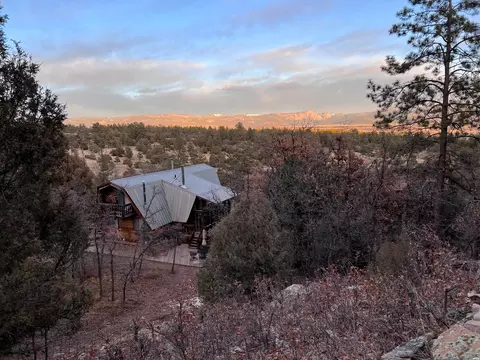 45 Rim Dr, Los Ojos, NM 87551