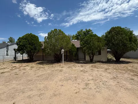 503 Sycamore Ave S, Roswell, NM 88203