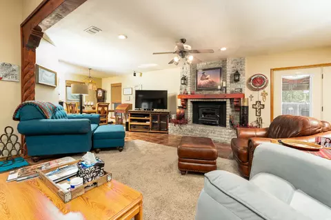 Living - 3817 Nancy Lopez, Clovis, NM 88101 photo 1 of 4