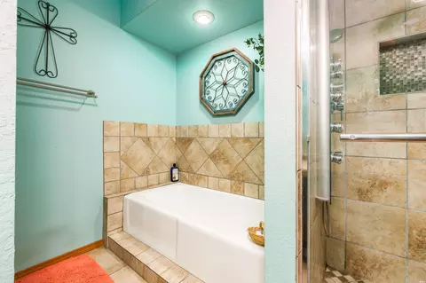 Bath - 3817 Nancy Lopez, Clovis, NM 88101 photo 3 of 5