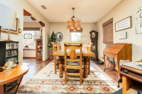 Dining - 3817 Nancy Lopez, Clovis, NM 88101 photo 3 of 4