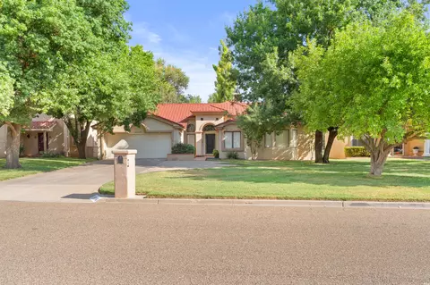 Exterior - 1608 St Andrews Dr, Clovis, NM 88101 photo 5 of 10