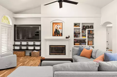 Living - 1608 St Andrews Dr, Clovis, NM 88101 photo 5 of 5