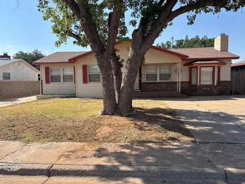 Exterior - 513 W Yucca W, Clovis, NM 88101 photo 2 of 6