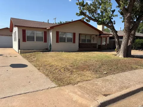 Exterior - 513 W Yucca W, Clovis, NM 88101 photo 3 of 6