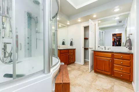 Bath - 612 Shay Marie Ct, Clovis, NM 88101 photo 3 of 3