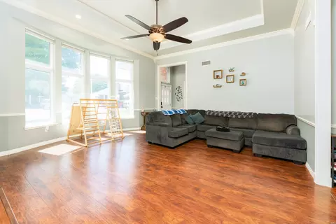 Living - 612 Shay Marie Ct, Clovis, NM 88101 photo 2 of 3