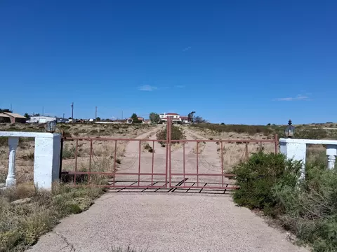 26 N Mark Rd, Roswell, NM 88201