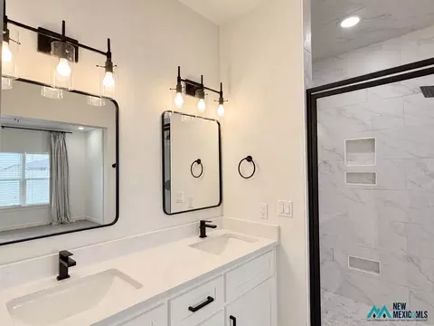 Bath - 100 Middleton, Clovis, NM 88101 photo 1 of 5