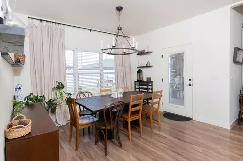 Dining - 100 Middleton, Clovis, NM 88101 photo 1 of 2