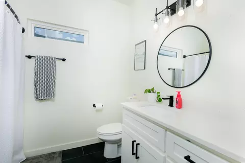 Bath - 100 Middleton, Clovis, NM 88101 photo 3 of 3