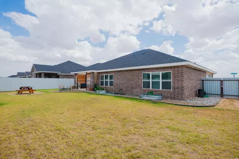 Exterior - 100 Middleton, Clovis, NM 88101 photo 6 of 9