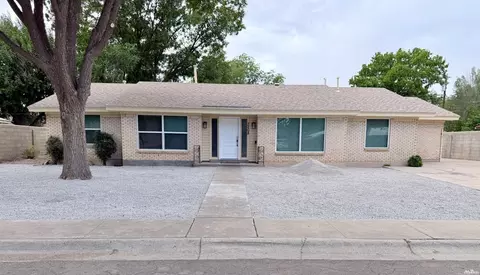 3208 N Futura, Roswell, NM 88201