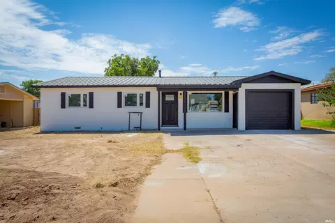 811 W Centre Ave, Artesia, NM 88210