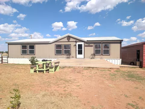 383 S Roosevelt Rd S, Portales, NM 88130