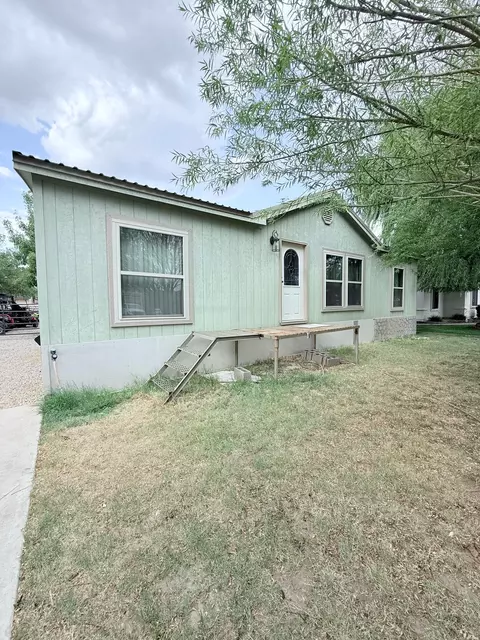 724 W Jackson, Lovington, NM 88260