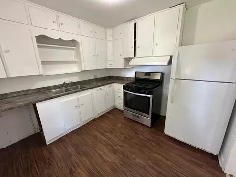 Kitchen - 1815 Ross, Clovis, NM 88101 photo 1 of 2