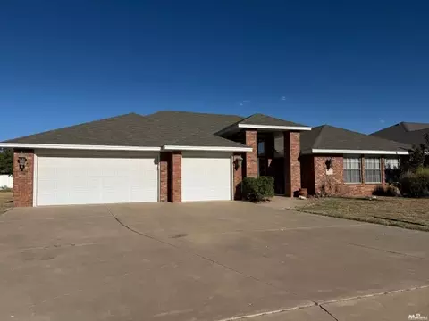 Exterior - 813 Chase Mdw, Clovis, NM 88101 photo 8 of 8