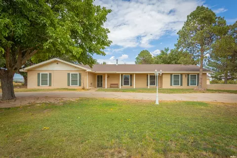 22 Comanche, Carlsbad, NM 88220