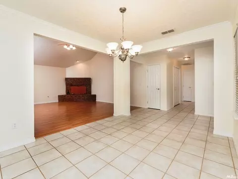 Dining - 3716 Benjamin Davis Dr, Clovis, NM 88101 photo 2 of 2