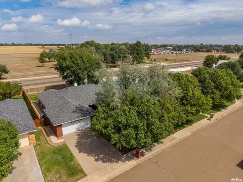 View/Area - 3716 Benjamin Davis Dr, Clovis, NM 88101 photo 1 of 9