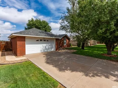 Exterior - 3716 Benjamin Davis Dr, Clovis, NM 88101 photo 13 of 17