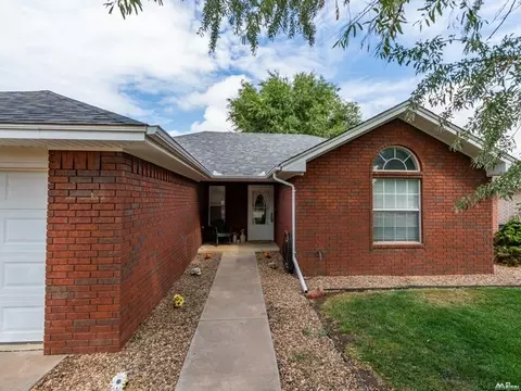 Exterior - 3716 Benjamin Davis Dr, Clovis, NM 88101 photo 2 of 17