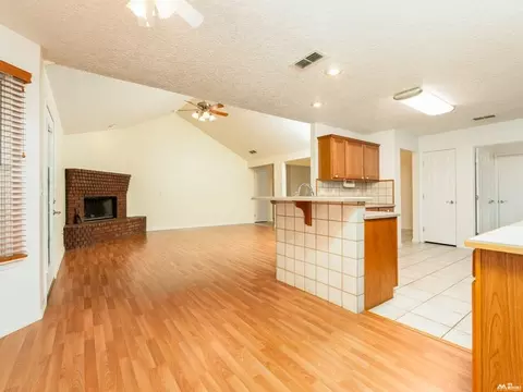 Living - 3716 Benjamin Davis Dr, Clovis, NM 88101 photo 5 of 5