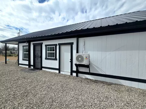 604 W Washington St, Hagerman, NM 88232