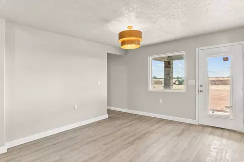 Living - 3717 Garden Ter, Clovis, NM 88101 photo 4 of 6