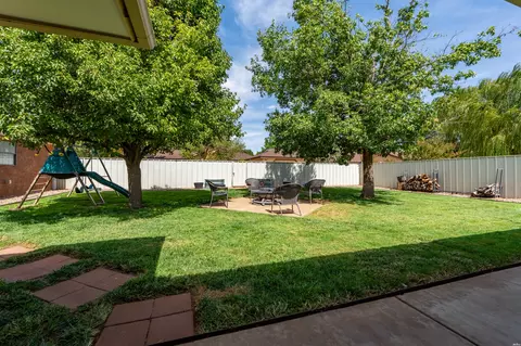 Exterior - 200 Chanticleer Pl, Clovis, NM 88101 photo 12 of 17