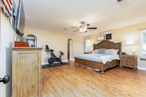 Bedroom - 200 Chanticleer Pl, Clovis, NM 88101 photo 3 of 9