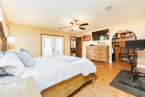 Bedroom - 200 Chanticleer Pl, Clovis, NM 88101 photo 2 of 9