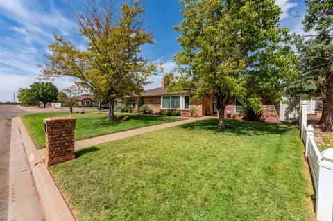 Exterior - 200 Chanticleer Pl, Clovis, NM 88101 photo 2 of 17