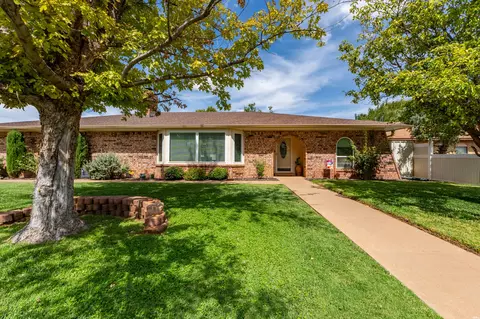 Exterior - 200 Chanticleer Pl, Clovis, NM 88101 photo 8 of 17