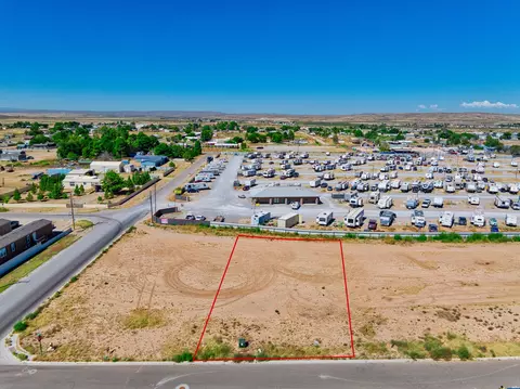 4217 Valencia St, Carlsbad, NM 88220