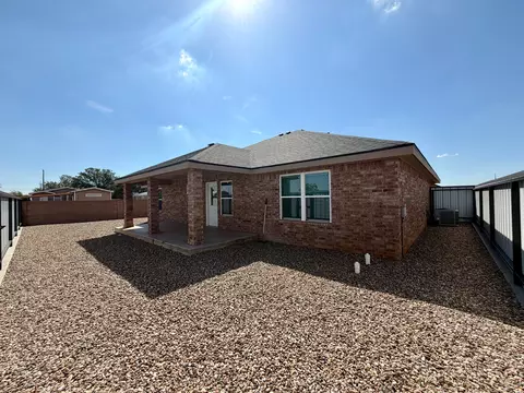 Exterior - 3800 Lockhaven, Clovis, NM 88101 photo 5 of 6