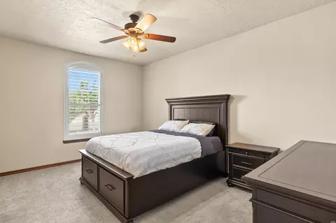 Bedroom - 3801 Woodlark Rd, Clovis, NM 88101 photo 3 of 7