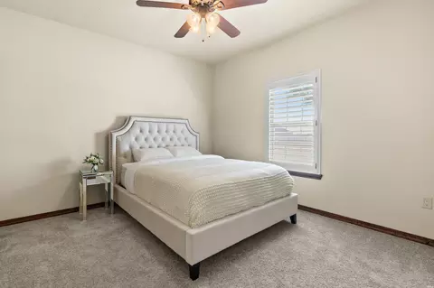 Bedroom - 3801 Woodlark Rd, Clovis, NM 88101 photo 6 of 7