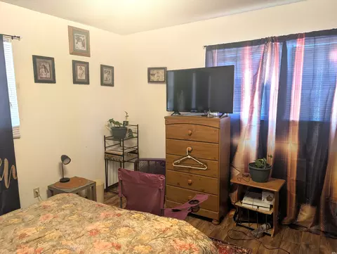 Bedroom - 2221 Carolina, Clovis, NM 88101 photo 2 of 4