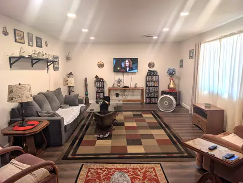 Living - 2221 Carolina, Clovis, NM 88101 photo 1 of 2