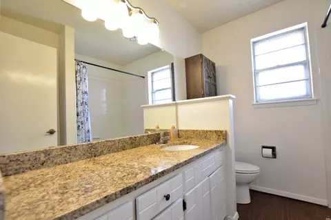 Bath - 1200 Lexington, Clovis, NM 88101 photo 4 of 4