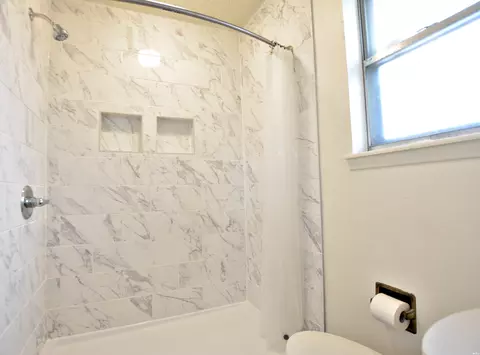Bath - 1200 Lexington, Clovis, NM 88101 photo 1 of 4