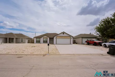 409 Hamilton Pl, Carlsbad, NM 88220