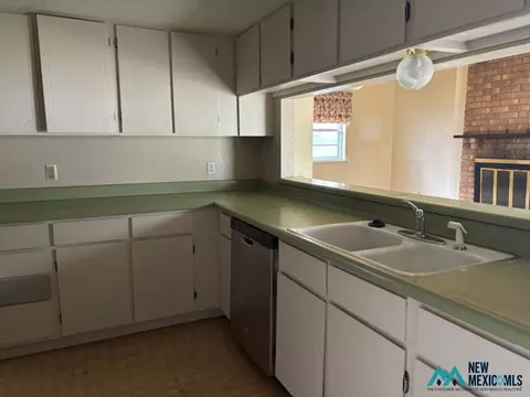 Kitchen - 1524 Layton Ct, Clovis, NM 88101 photo 2 of 3