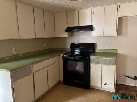 Kitchen - 1524 Layton Ct, Clovis, NM 88101 photo 3 of 3