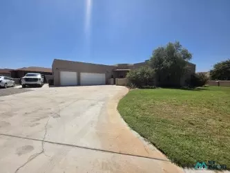 2101 Quail Hollow Run, Carlsbad, NM 88220