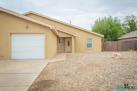 1005 S Wyoming, Roswell, NM 88203